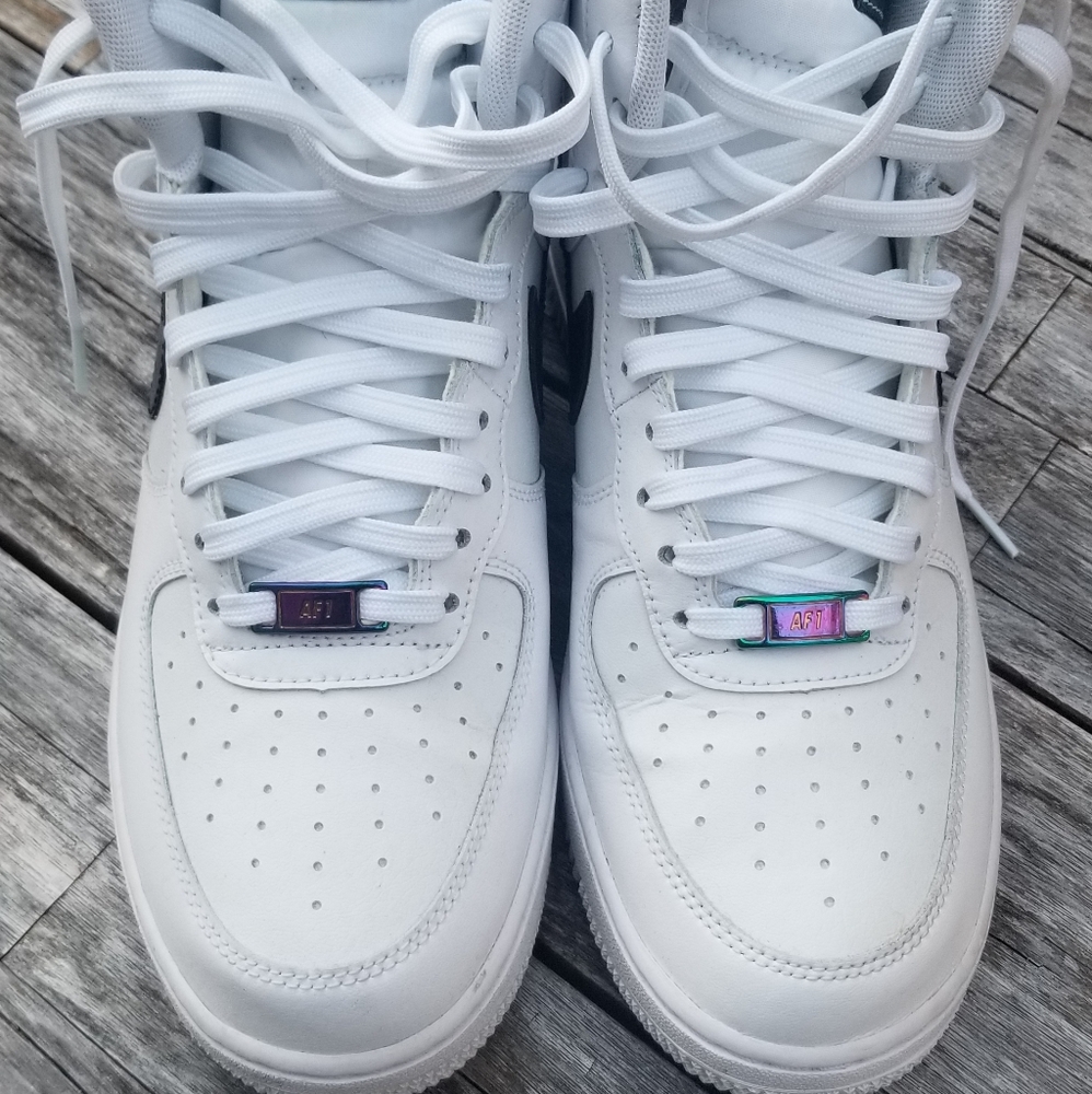 Nike Air Force 1 High lv8 "Iridescent"